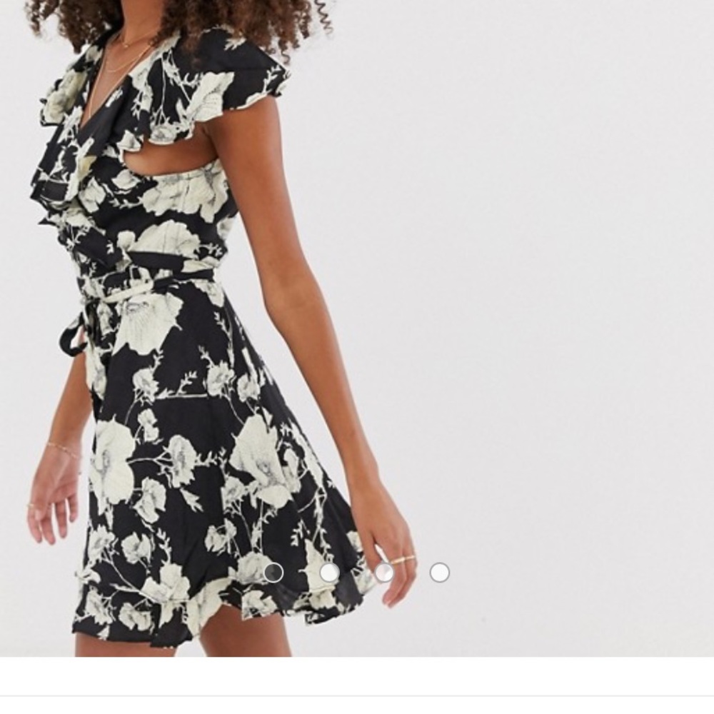 NWOT Free People French quarter print wrap around